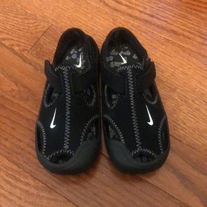 Nike Sunray Protect Sandals, Size 9c